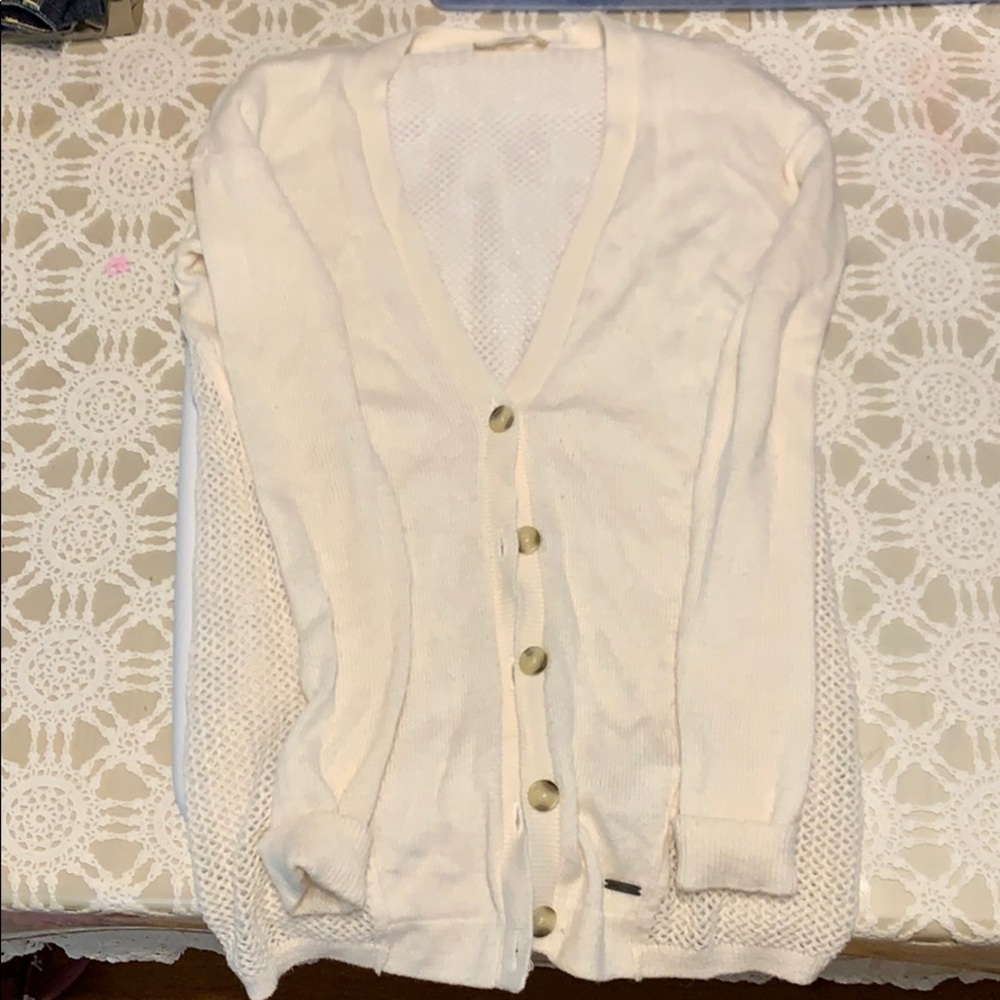HOLLISTER cream sweater